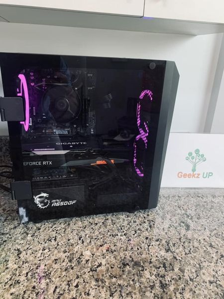 GeekzUP custom build