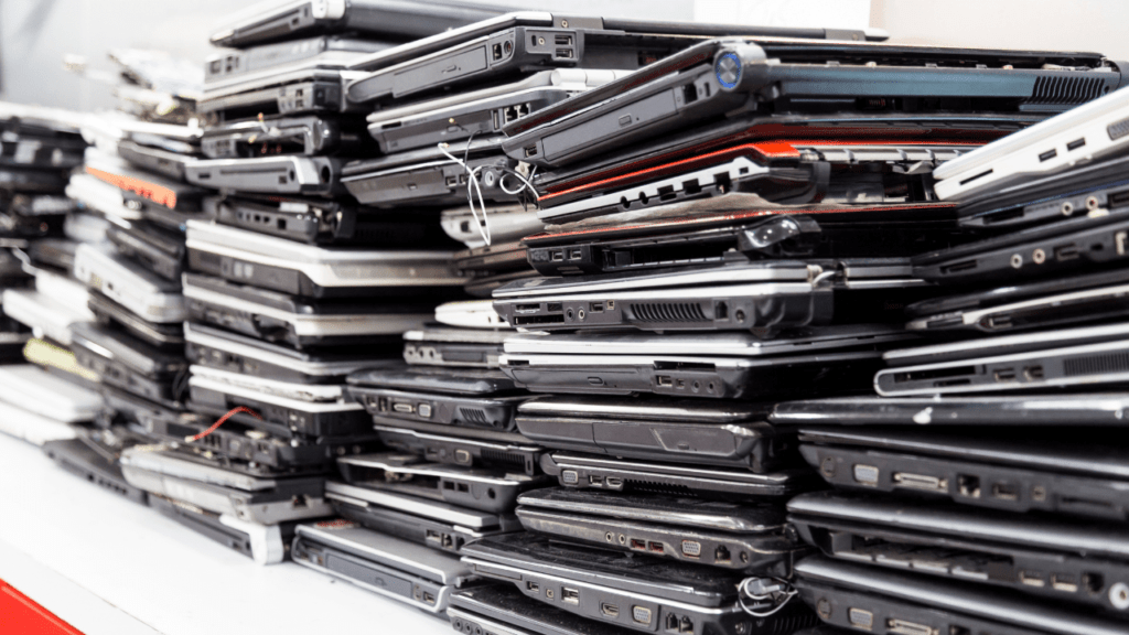 Common myths about Mac computers and their repair 1 mac computer
