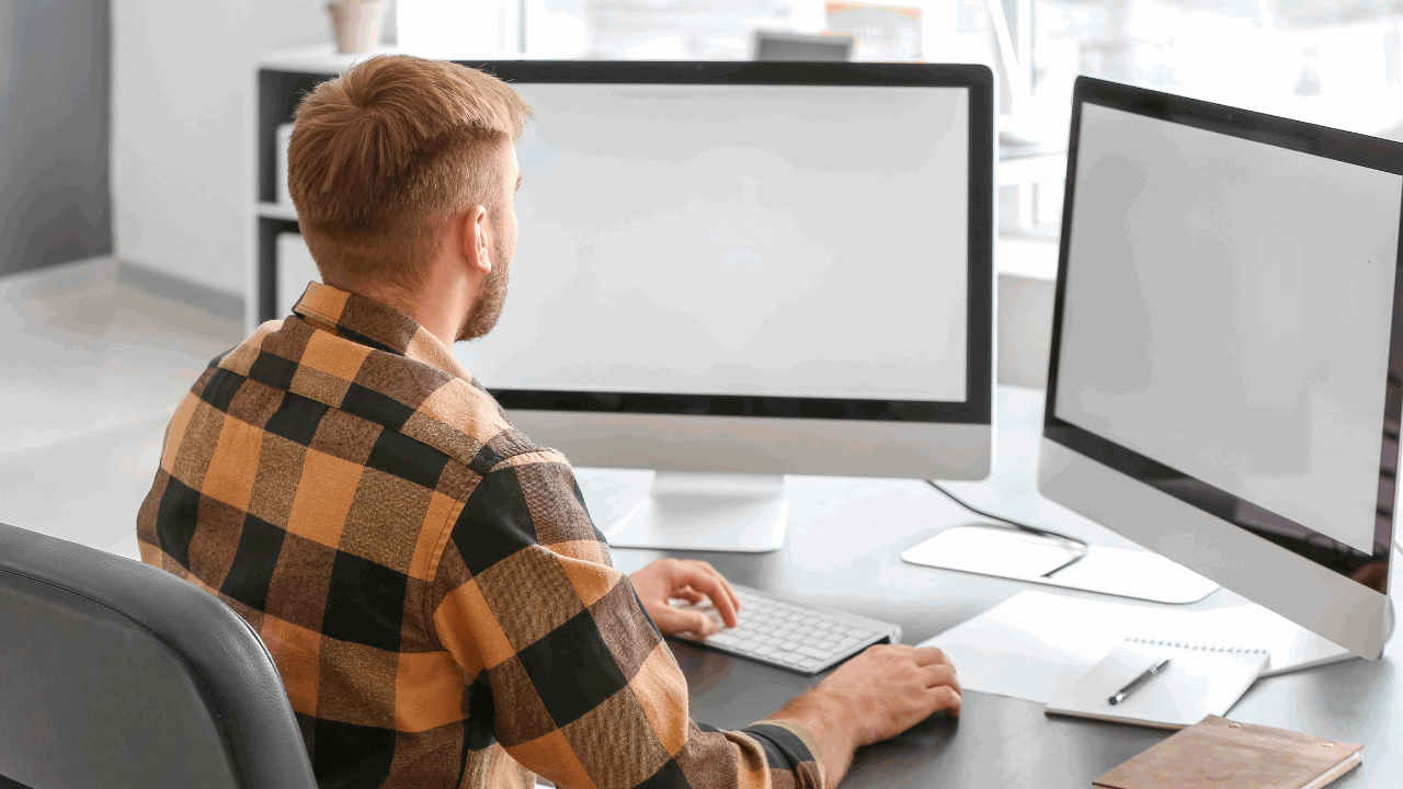 Tips for setting up and using a second monitor with your computer 1 monitor