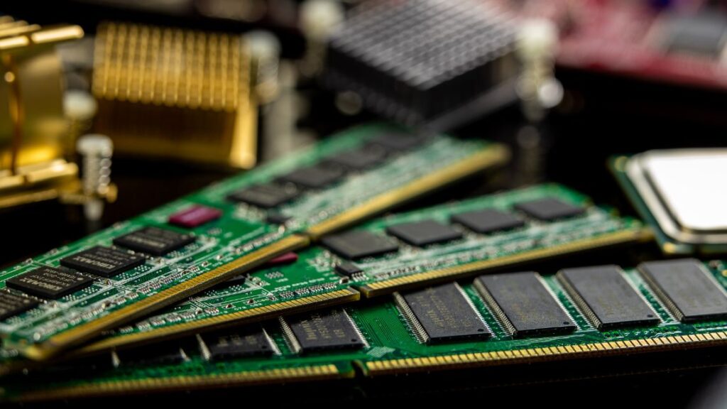 Understanding Different RAM Types DDR3 vs DDR4 vs DDR5 in Detail Geekz Up Repairs